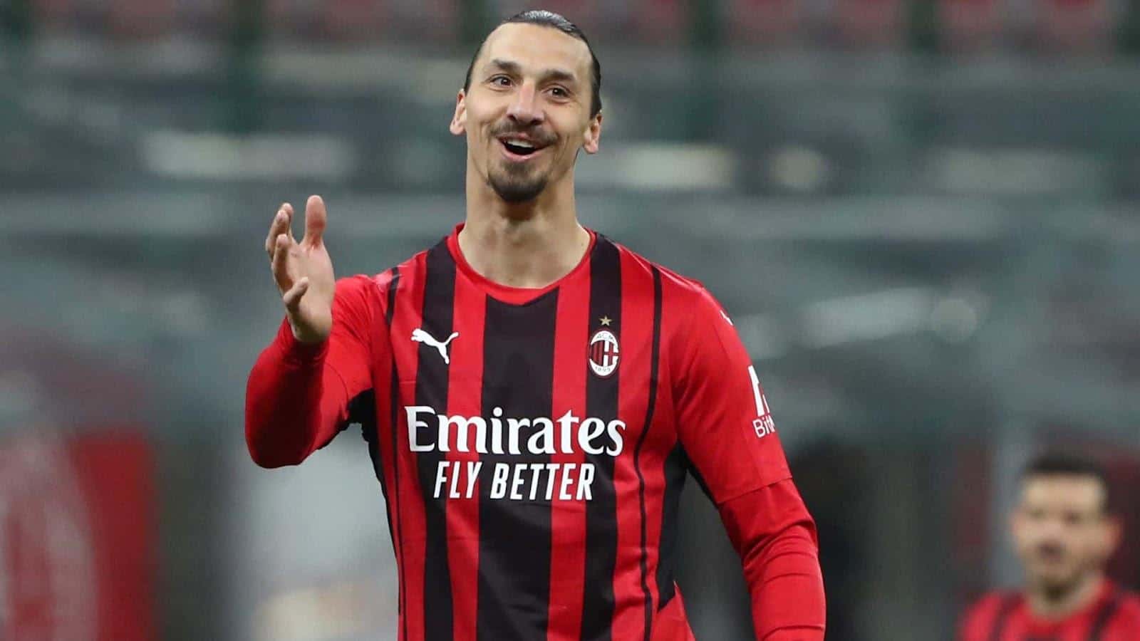 Tiền đạo: Zlatan Ibrahimovic | 13 thẻ đỏ