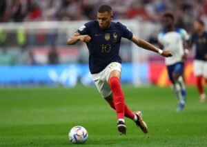 Ai là cầu thủ chạy nhanh nhất thế giới 2023 - Kylian Mbappe